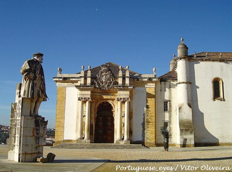 Universidade de Coimbra - Portugal (34602325524)