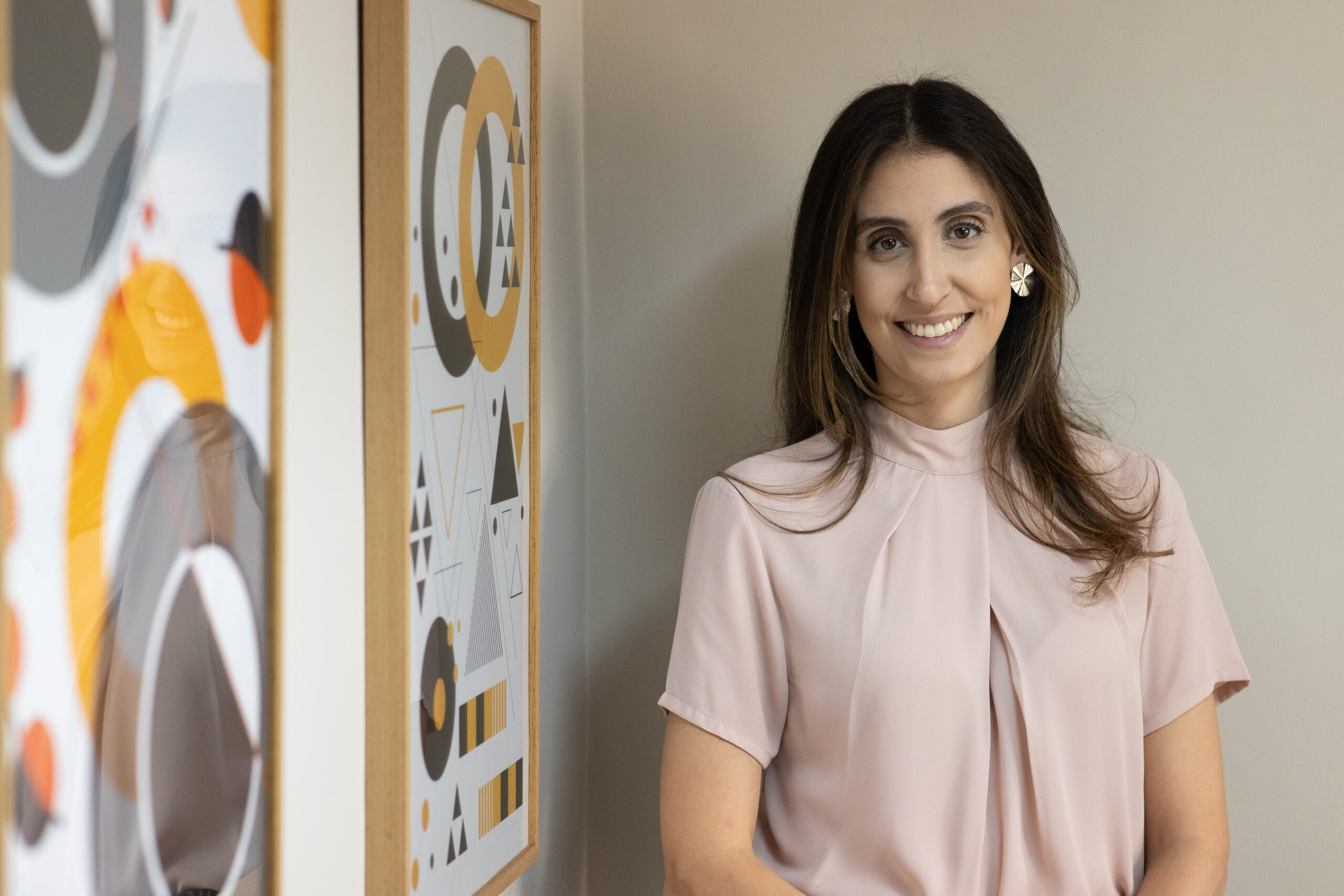 Amanda Helito, advogada, professora, sócia e co-fundadora do PHR Advogados, especializada em Direito de Família e Sucessões