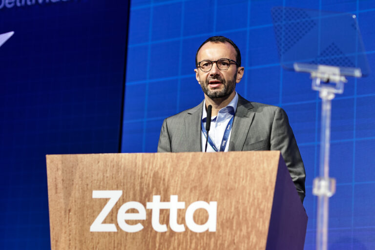 Eduardo Lopes, presidente da Zetta, no lançamento do estudo, durante o Zetta Summit