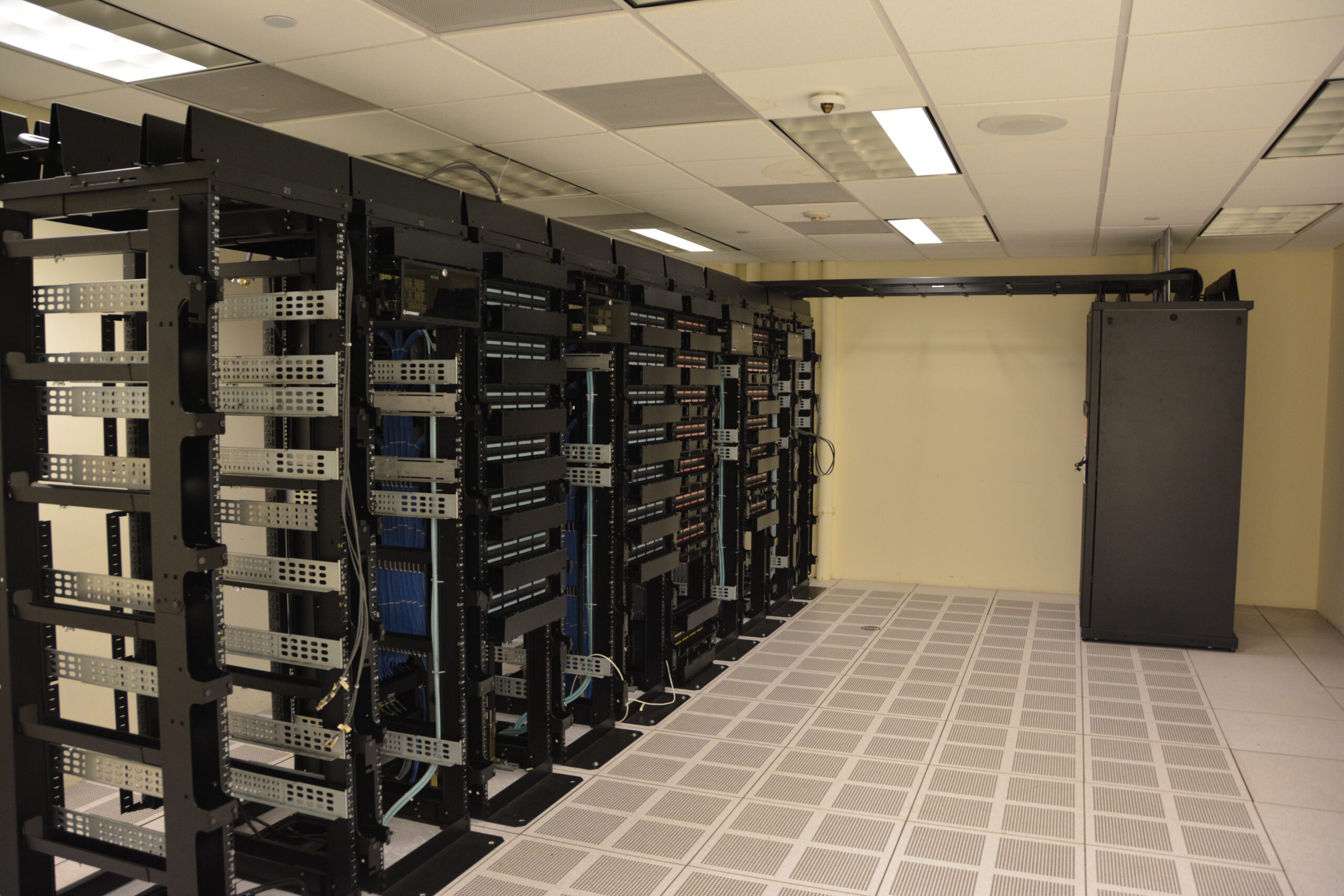 Racks de servidores em data center