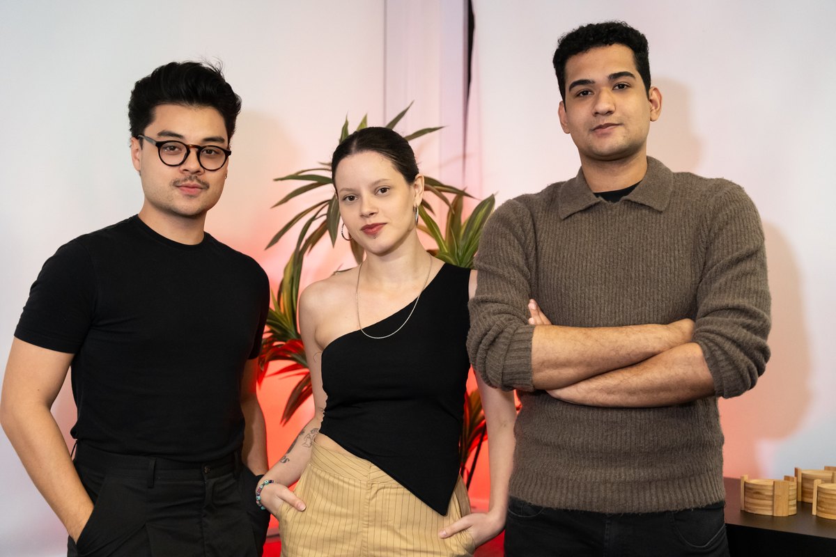 Vinícius Kakazu, Isabel Selzlein e Pedro Gama, integrantes do NS Lab