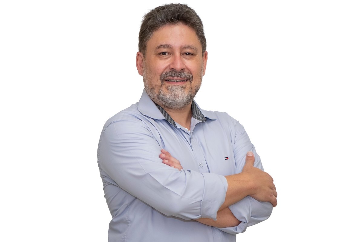 Luciano Furtado, Uninter